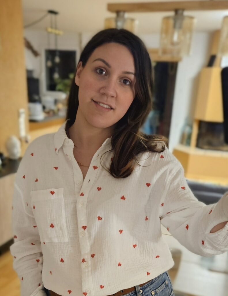 Photo portrait de la thérapeute Joana Ribeiro.